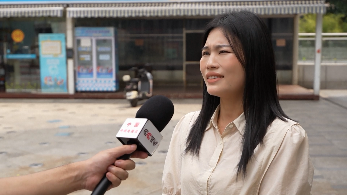"Kulkas Ramah" Sediakan Air Minum Gratis berkat Kebaikan Warga Wuhan yang Terus Mengisinya Kembali