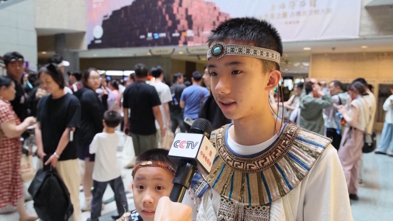 Program Tur Malam Hari di Museum-museum Shanghai Tawarkan Pengalaman Budaya yang Mendalam
