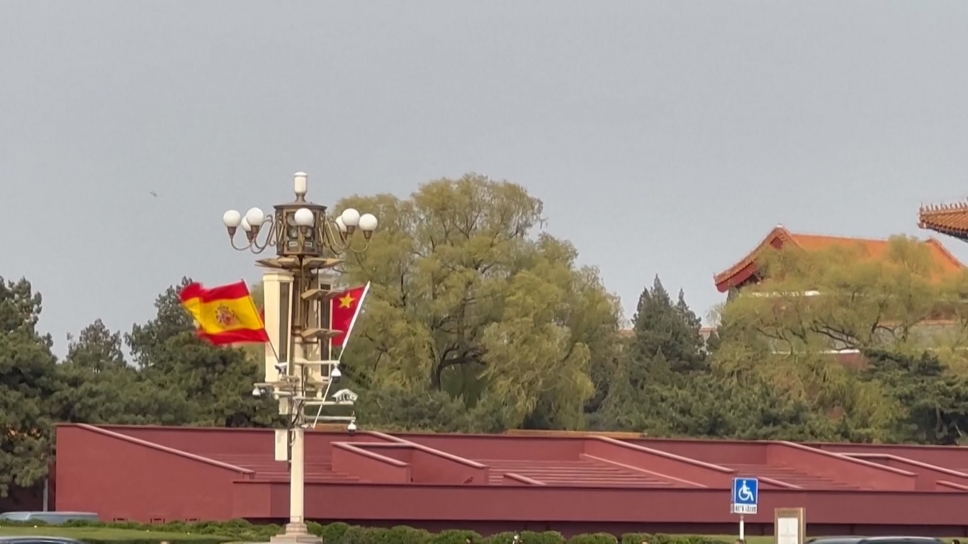 Sanchez tiba di Bandara Internasional Ibukota Beijing pada hari Kamis (30/3) setelah menghadiri upacara pembukaan Konferensi Tahunan Boao Forum for Asia (BFA) 2023