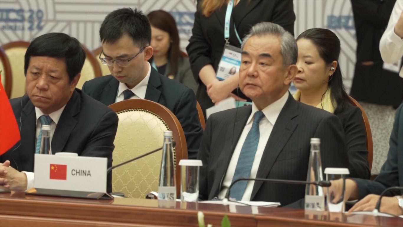 Di sela-sela pertemuan tersebut