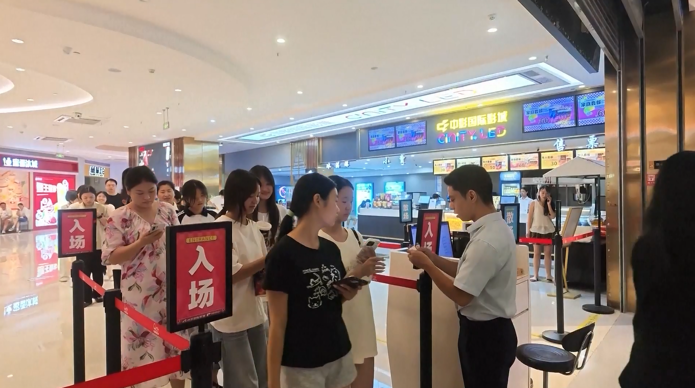 Box Office Musim Panas Tiongkok "Memanas" Saat Drama Antiperang Memicu Lonjakan Jumlah Penonton Bioskop