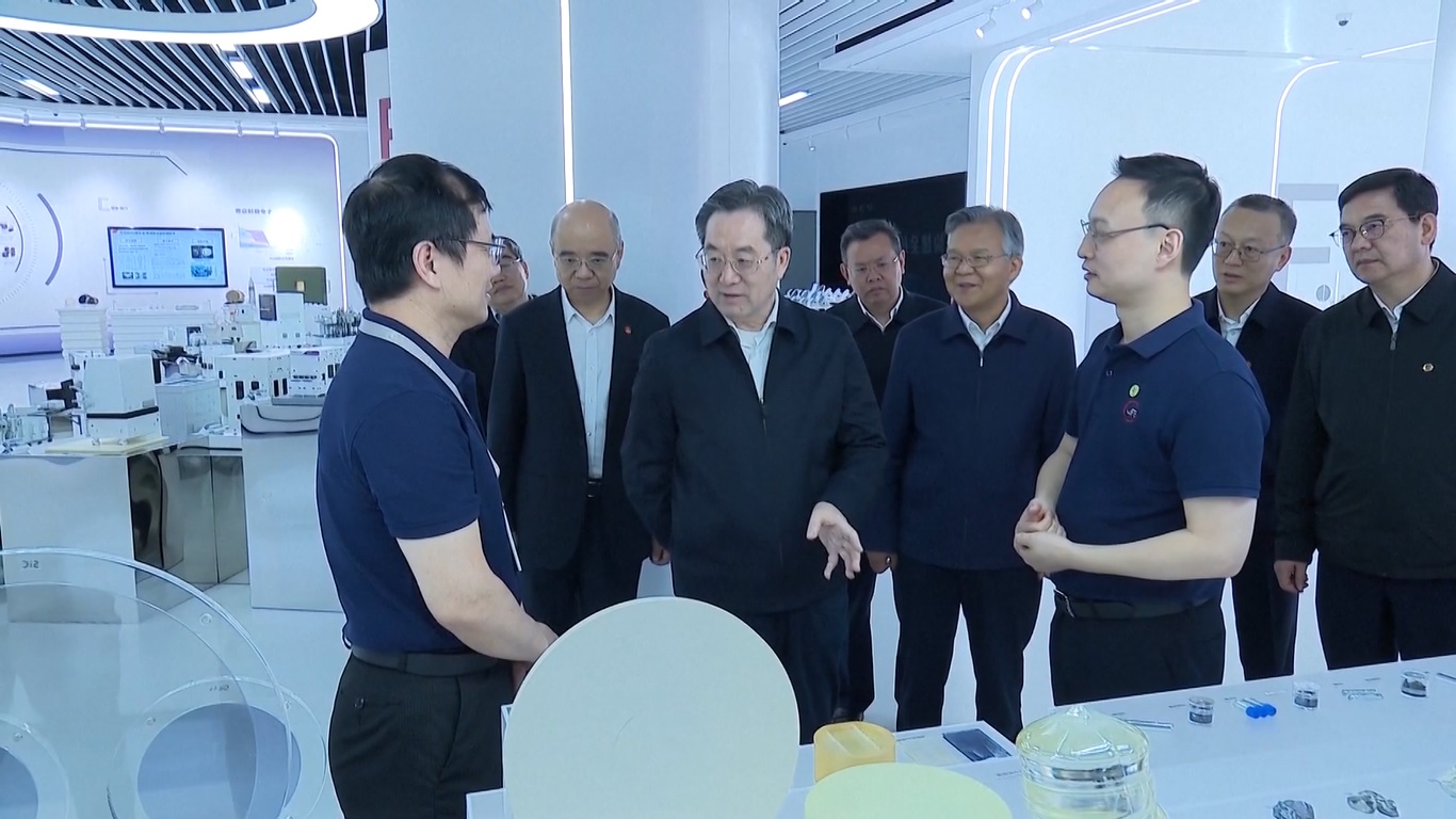 Ding juga menekankan perlunya memperdalam integrasi inovasi teknologi dan inovasi industri