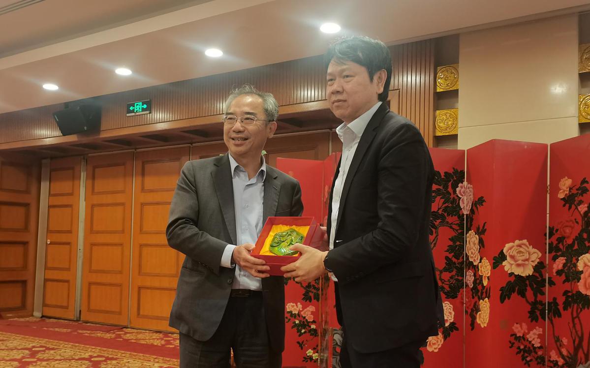 Sekelompok 38 siswa dan guru dari Universitas Nasional Taiwan tiba di Beijing pada hari Selasa sebagai bagian dari pertukaran dengan rekan-rekan dari Universitas Peking
