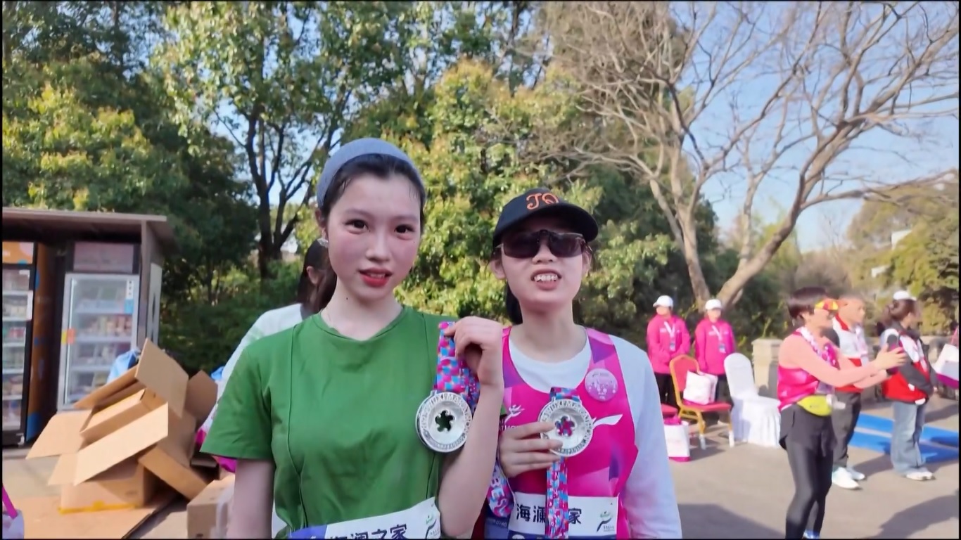Wuxi Marathon tahun ini mendukung para pelari penyandang disabilitas dan memperkenalkan saluran pendaftaran khusus untuk para tunanetra