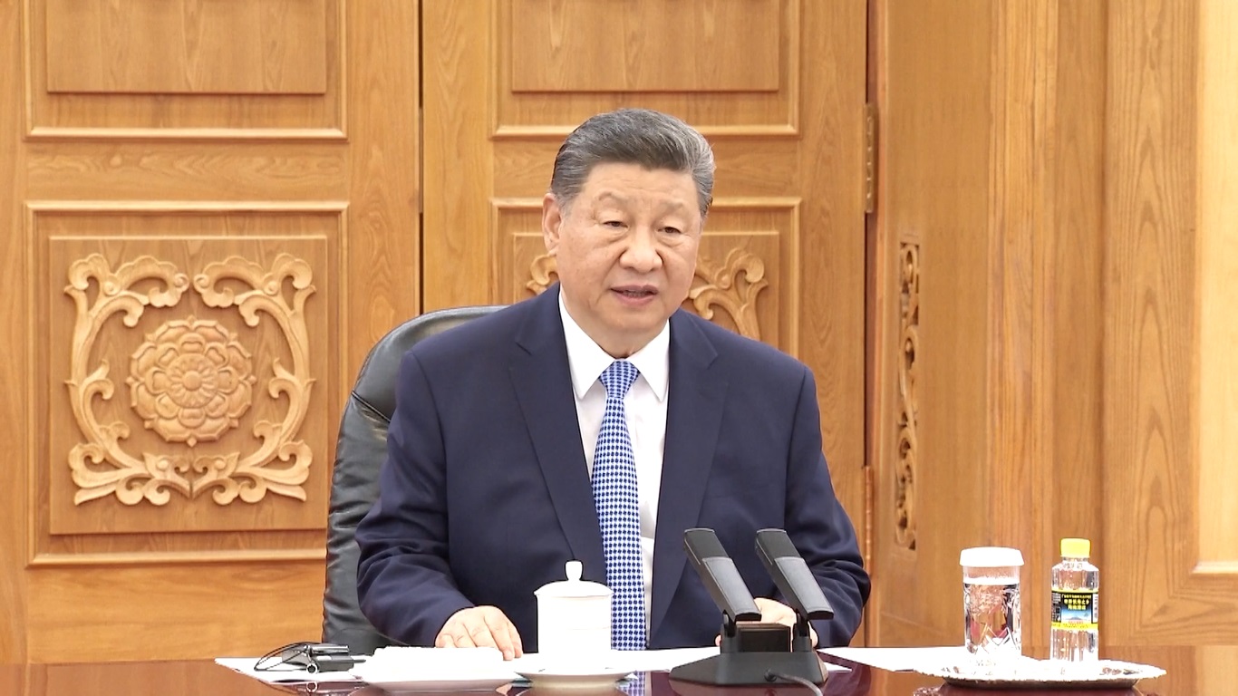 Xi Jinping Tegaskan Kembali Hubungan Tiongkok-Pakistan sebagai Prioritas dalam Diplomasi Kawasan