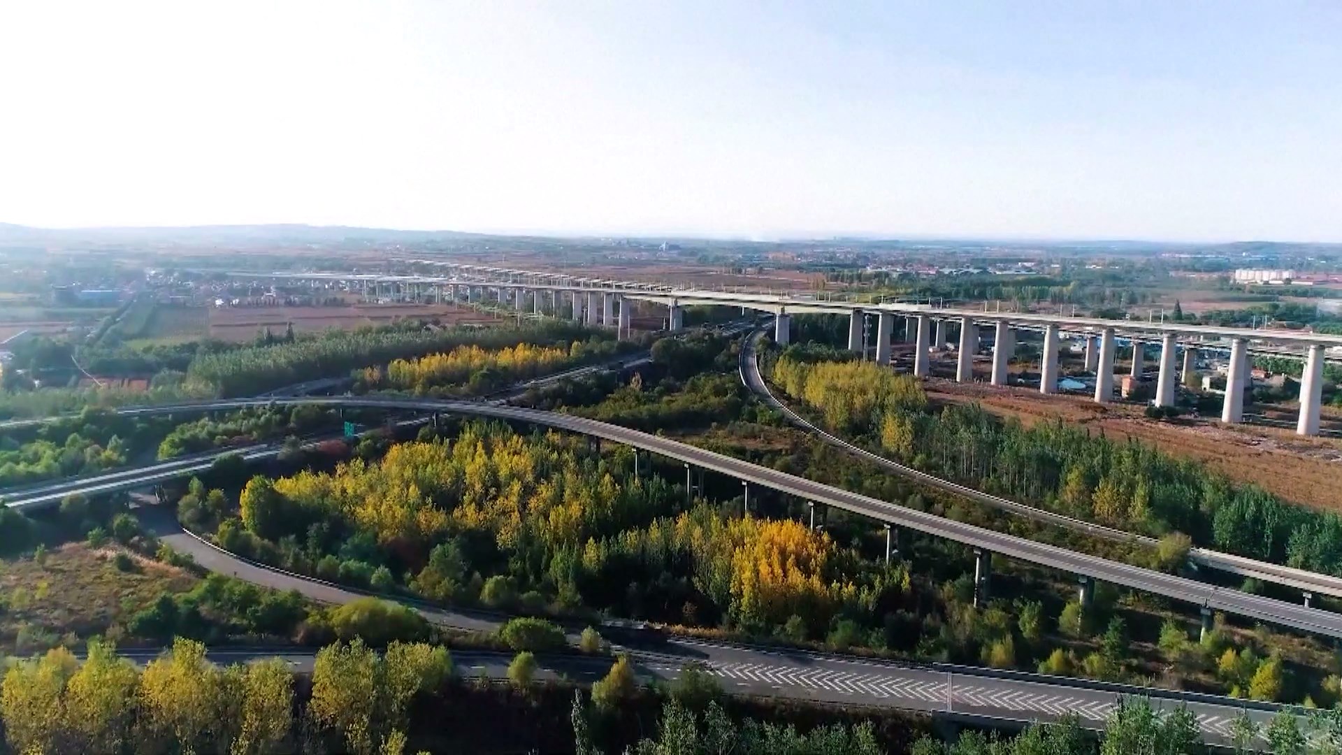 Empat jalur kereta api berkecepatan tinggi di Tiongkok akan mengalami penyesuaian tarif mulai tanggal 15 Juni