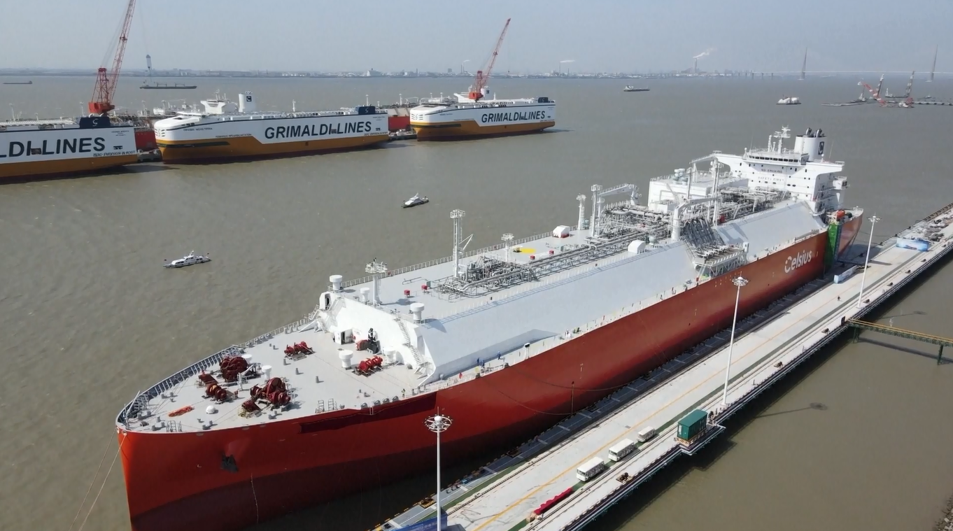Tiongkok Menyelesaikan Pembangunan Kapal Pengangkut LNG Buatan Dalam Negeri Pertama Berkapasitas 180.000 Meter Kubik