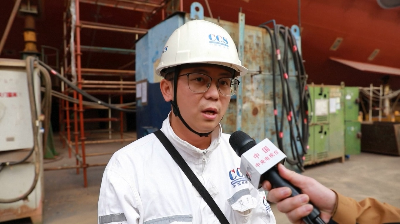 Memproduksi kapal-kapal tersebut dalam skala besar merupakan hasil dari komitmen para pembuat kapal untuk menjalankan 'pabrik ramah lingkungan'