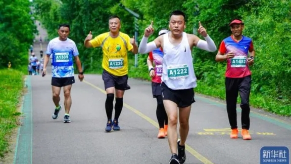 Turnamen Seri Maraton Hutan Perbatasan Jilin yang diadakan di Gunung Changbai pada hari Minggu(16/6)