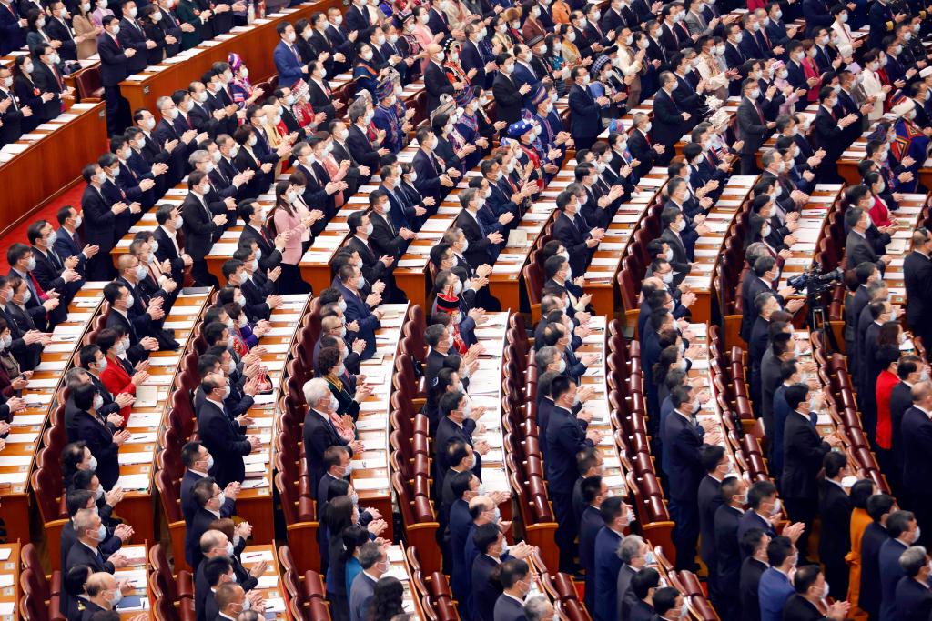 Perdana Menteri Tiongkok Li Keqiang dalam laporan kinerja pemerintahnya menjelaskan produk domestik bruto (PDB) Tiongkok tumbuh 3 persen pada tahun 2022 lapangan kerja baru di kota bertambah 1206 juta lowongan indeks harga konsumen (CPI) naik 2 persen