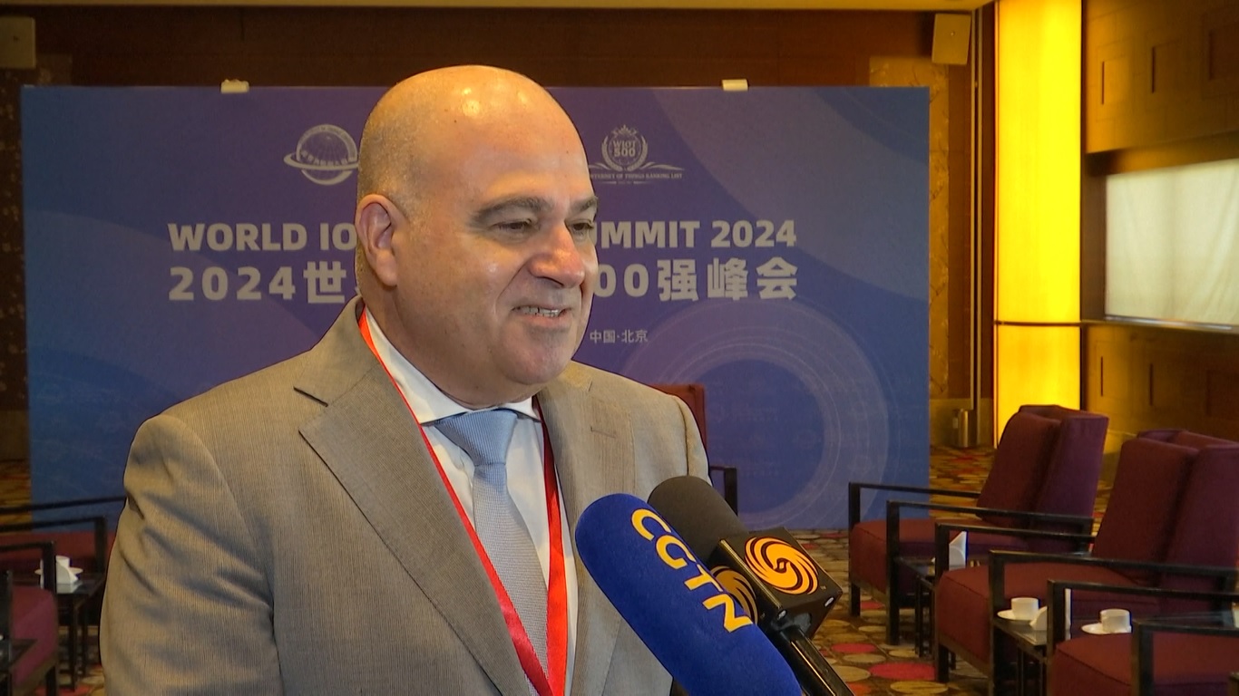 Mereka mencatat bahwa negara-negara berkembang khususnya telah sangat diuntungkan dari pembangunan Tiongkok