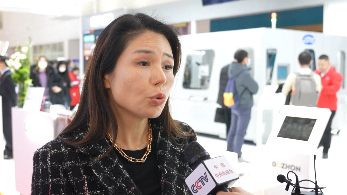 Lebih dari 500 perusahaan dan institusi Tiongkok dan asing berpartisipasi dalam pameran ini untuk memamerkan teknologi