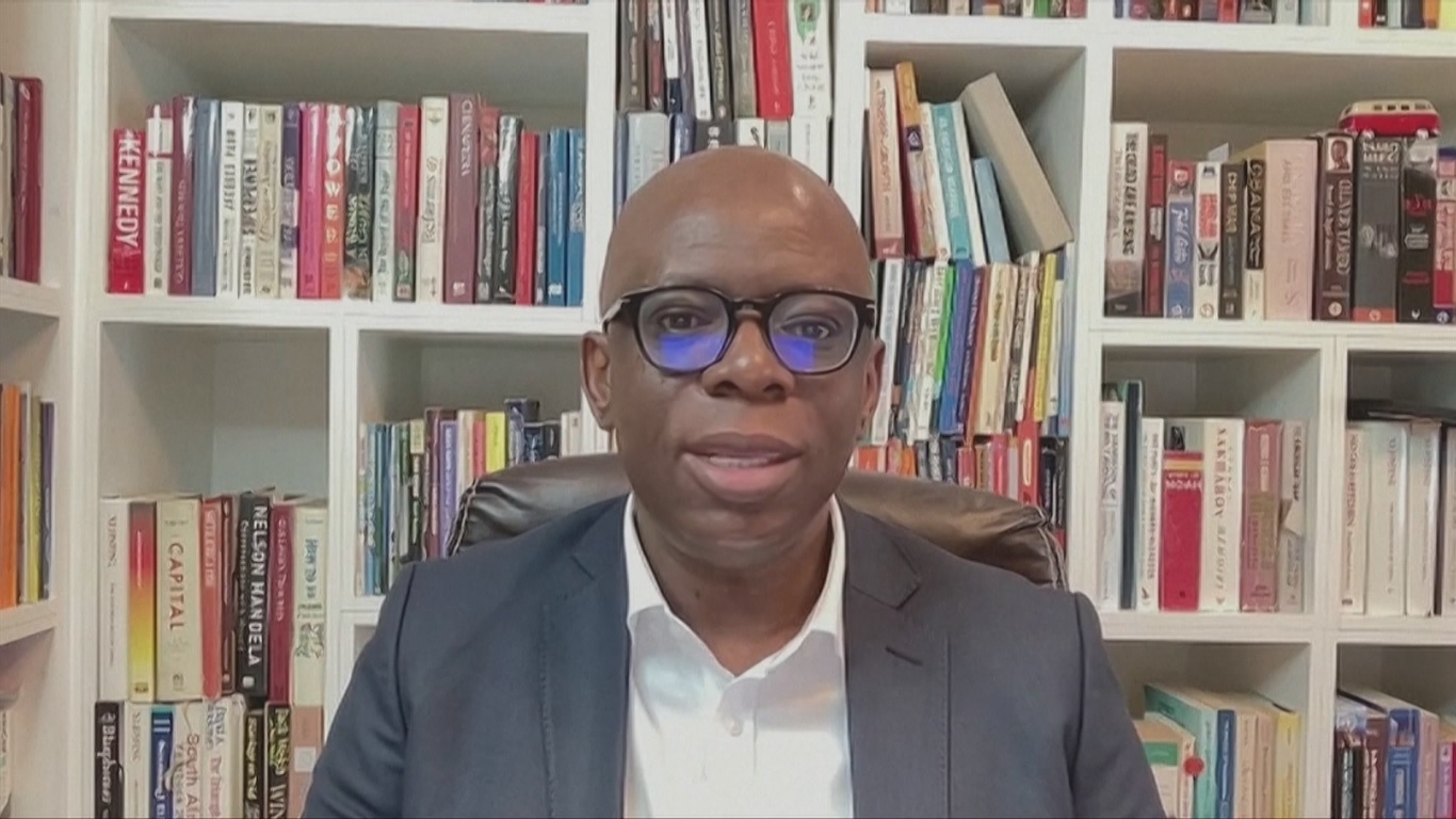 Ia juga menyoroti kontradiksi kekuatan Barat yang membangun koridor transportasi untuk mineral penting sambil mengkritik proyek infrastruktur Tiongkok