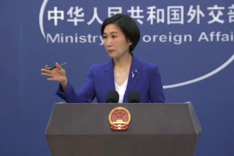 Kedua kepala negara Tiongkok dan Azerbaijan bersama mengumumkan pembentukan Kemitraan Strategis sebagai tonggak sejarah penting dalam sejarah perkembangan hubungan Tiongkok-Azerbaijan