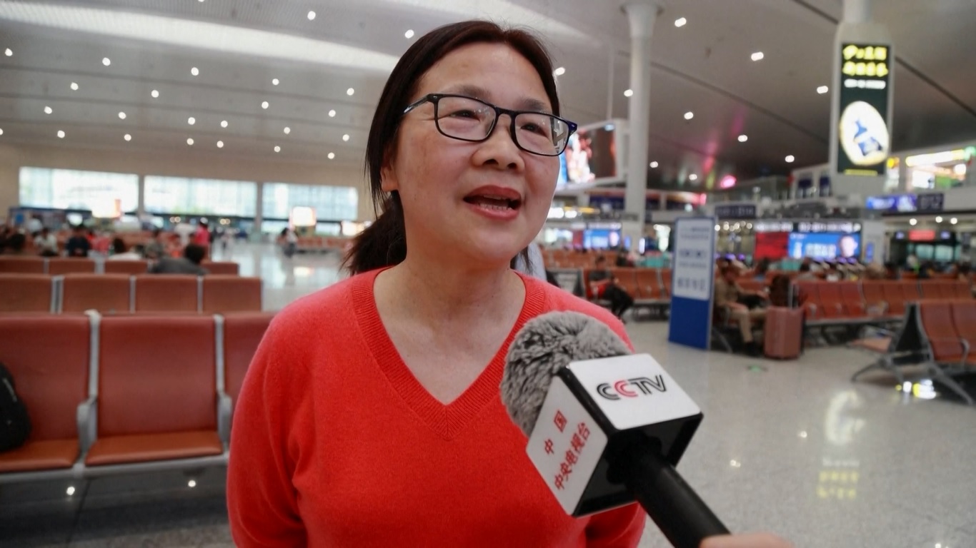 Kereta wisata Tianshan akan beroperasi dua kali setiap bulan dari bulan Mei hingga September 2024