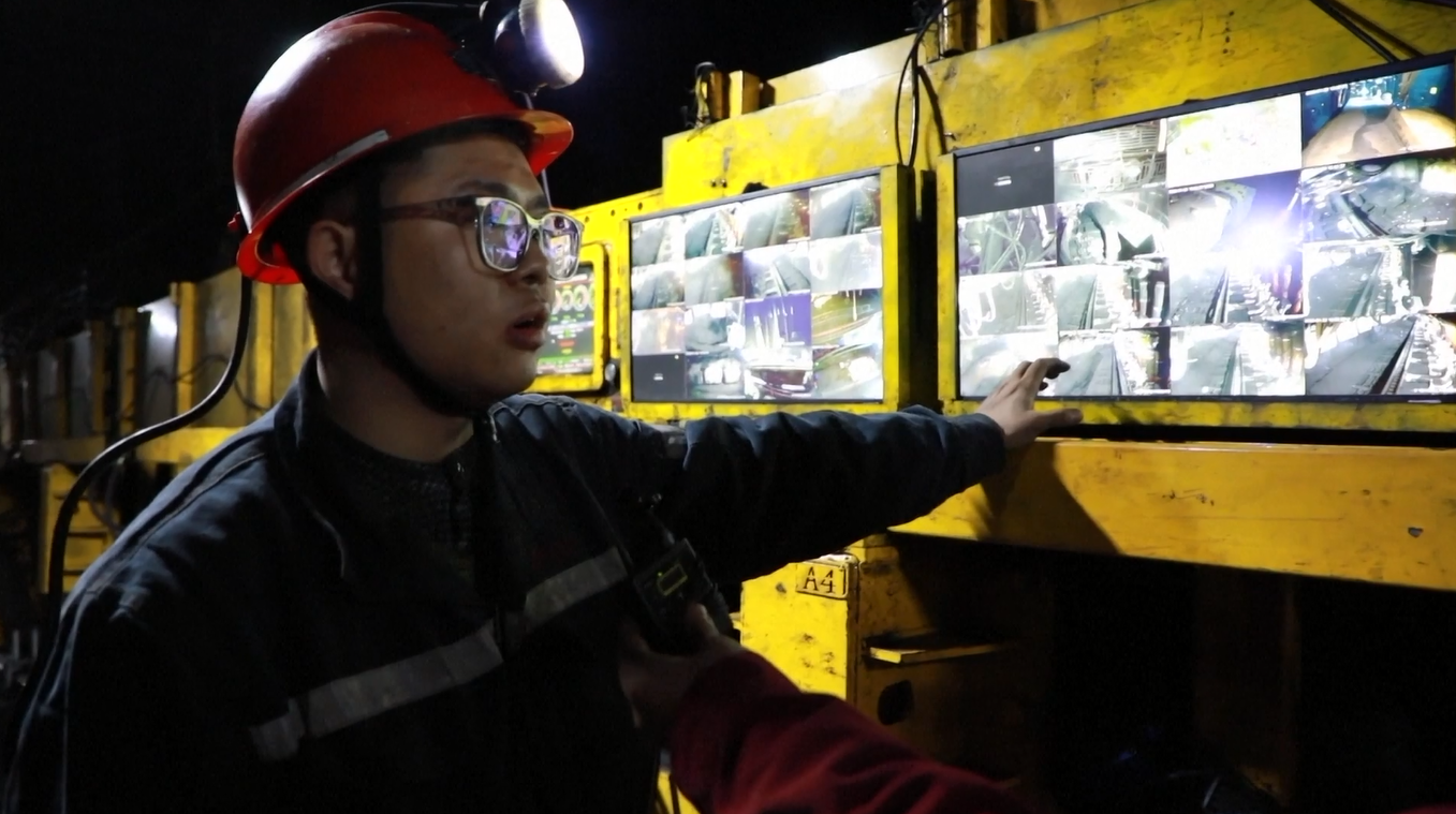 Para Penambang Muda yang Melek Teknologi Dorong Transformasi Cerdas Industri Batubara Tiongkok