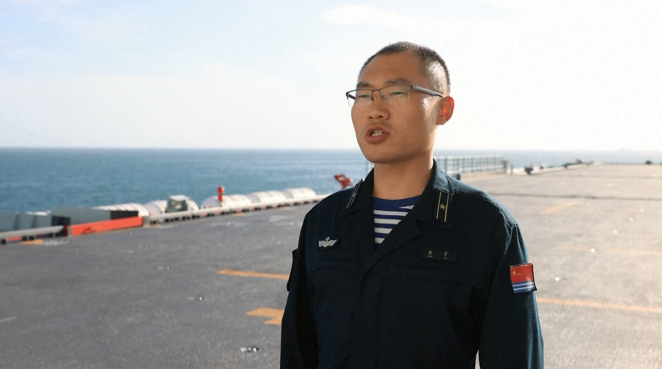 Kapal Induk Fujian Tiongkok Menyelesaikan Latihan Laut Pertama dengan Kekuatan Tempur Sungguhan