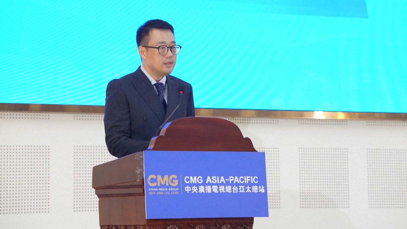 Dialog ini berfokus pada pengembangan bersama yang berkualitas tinggi dari Prakarsa Sabuk dan Jalan (Belt and Road Initiative/BRI) antara Tiongkok dan Kamboja