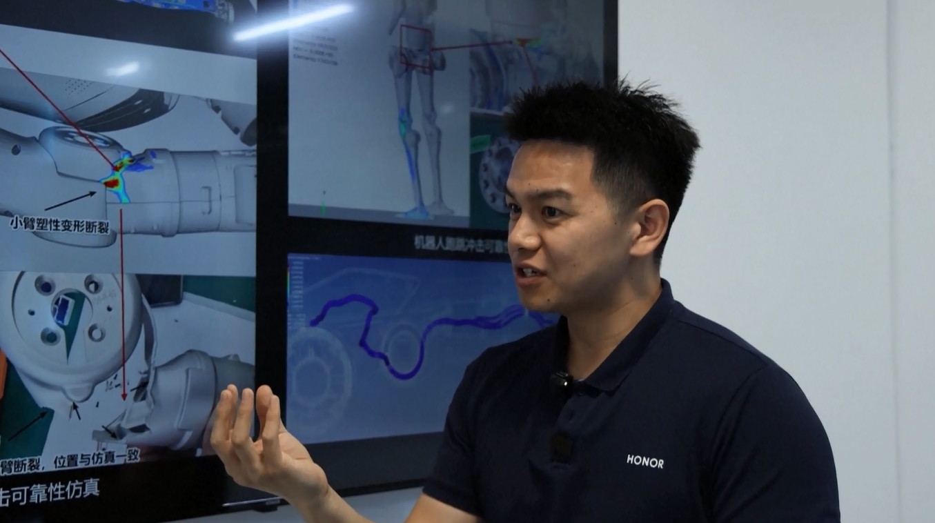 Para Insinyur Berbagi Kisah Pengembangan di Balik Model Robot Humanoid Juara Half Marathon Beijing