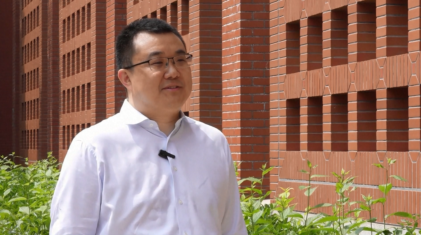 Tiongkok Alami Peningkatan Eksponensial dalam Permintaan Token AI Harian pada 2025