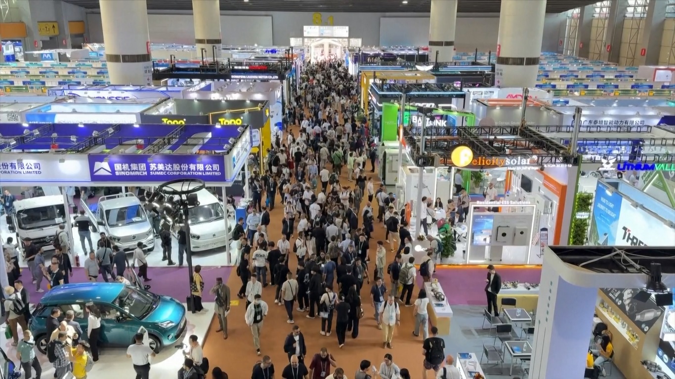 Meskipun terjadi penurunan jumlah pengunjung dari pembeli AS karena ketidakpastian terkait tarif