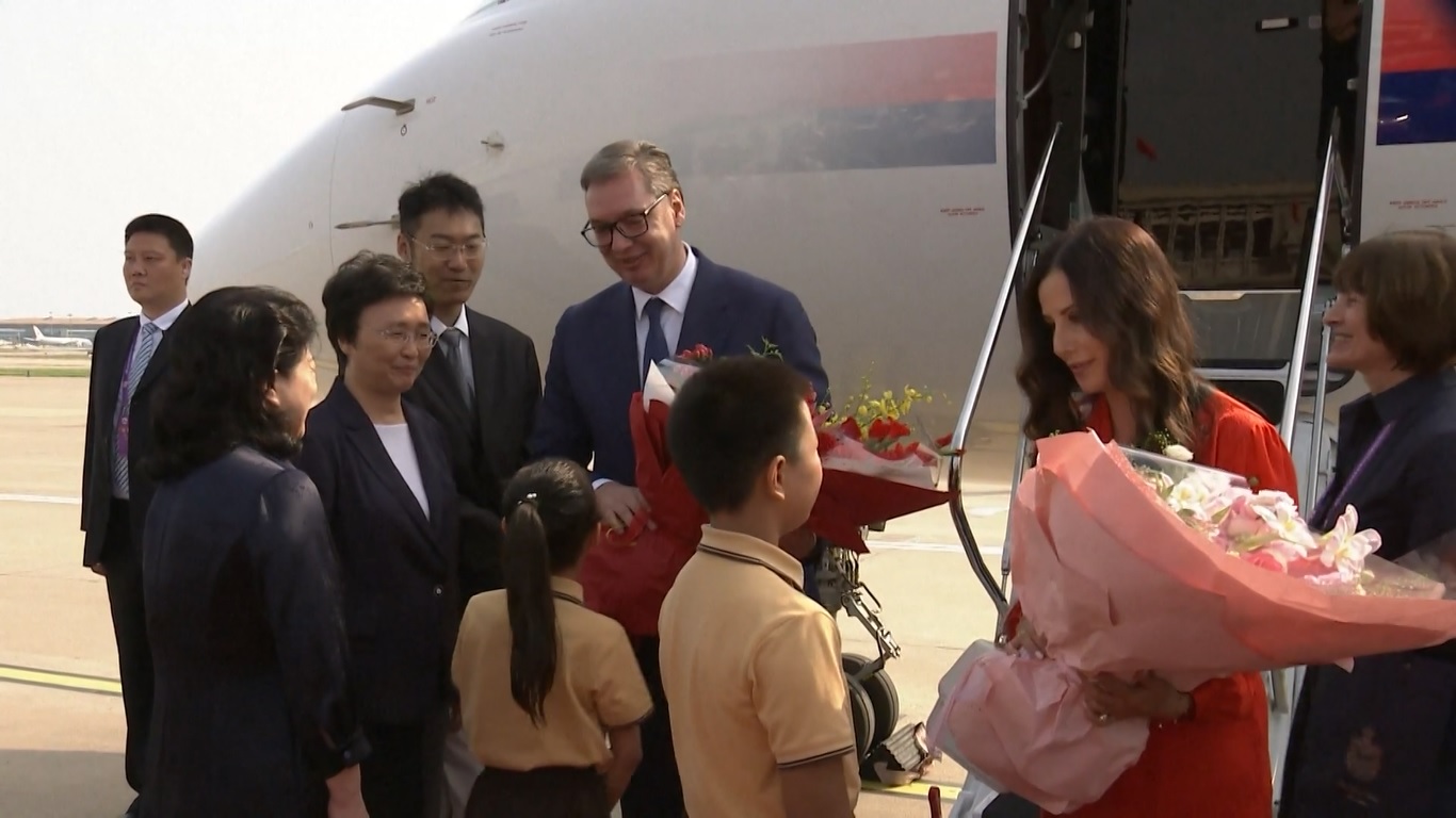Presiden Serbia Tiba di Beijing untuk Hadiri Peringatan Hari Kemenangan Perang Tiongkok