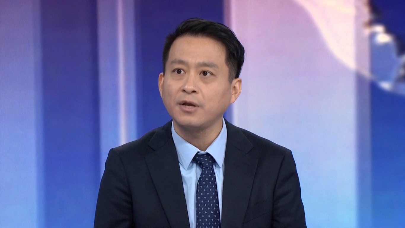 Ia menyoroti bahwa Tiongkok teguh dalam komitmennya untuk mendorong pembangunan ekonomi tanpa mengorbankan lingkungan