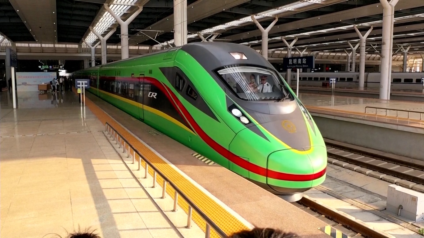 Sejak memulai layanan penumpang lintas batas pada tanggal 13 April 2023