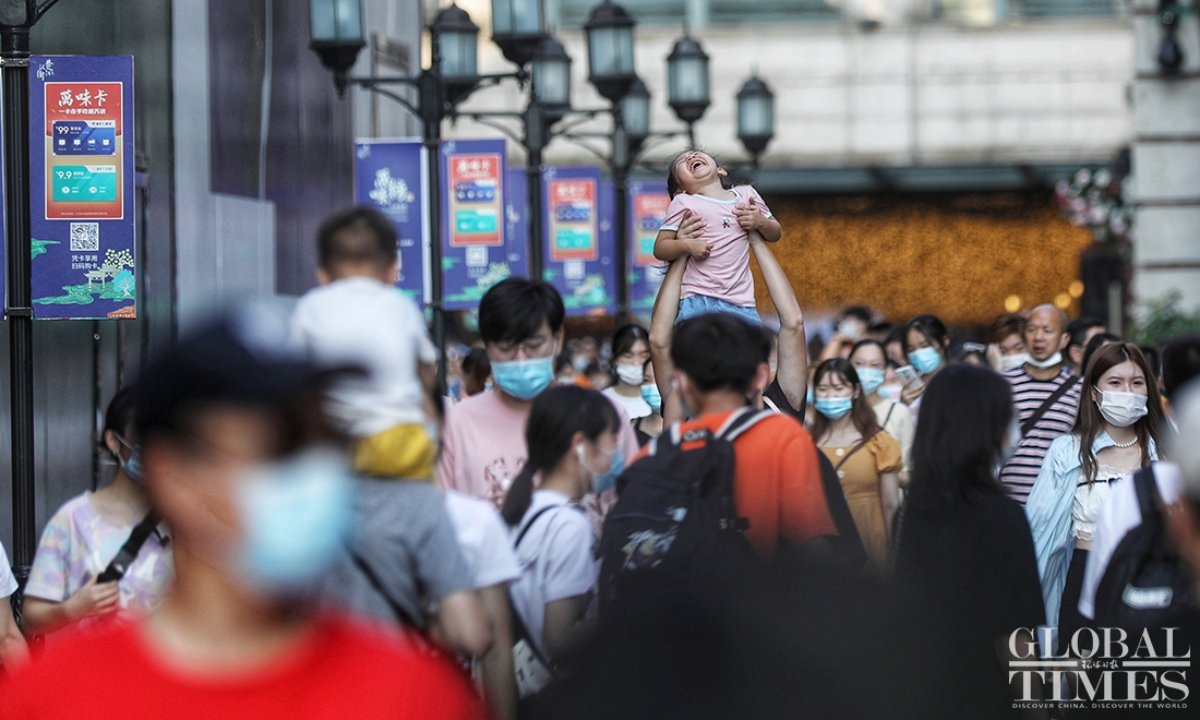 Mereka yang telah terinfeksi dan belum menyelesaikan imunisasi dasar
