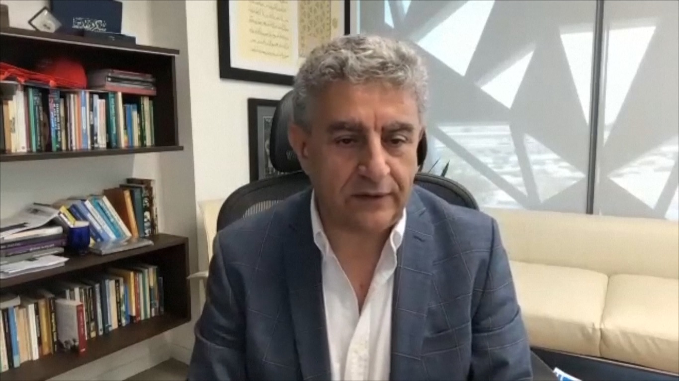 Barakat mengatakan bahwa meskipun lembaga-lembaga Barat secara tradisional telah mendominasi mediasi