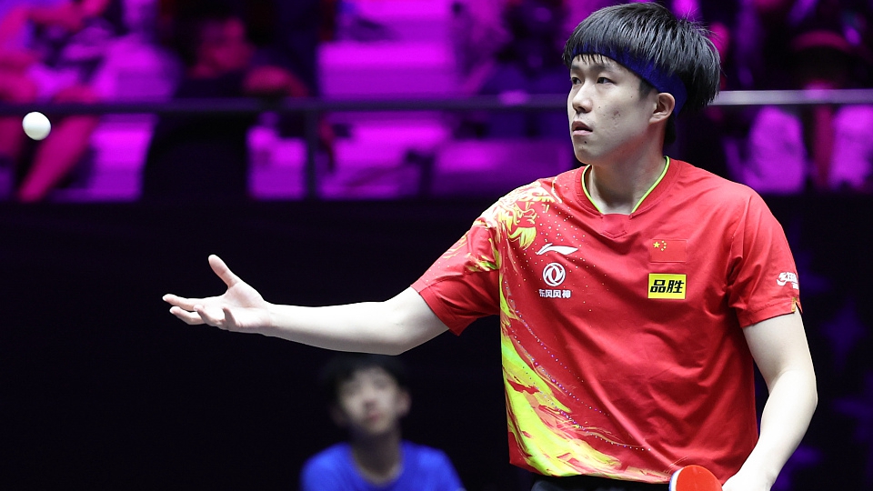 Di final Wang tidak membiarkan lawannya mengambil inisiatif penyerangan