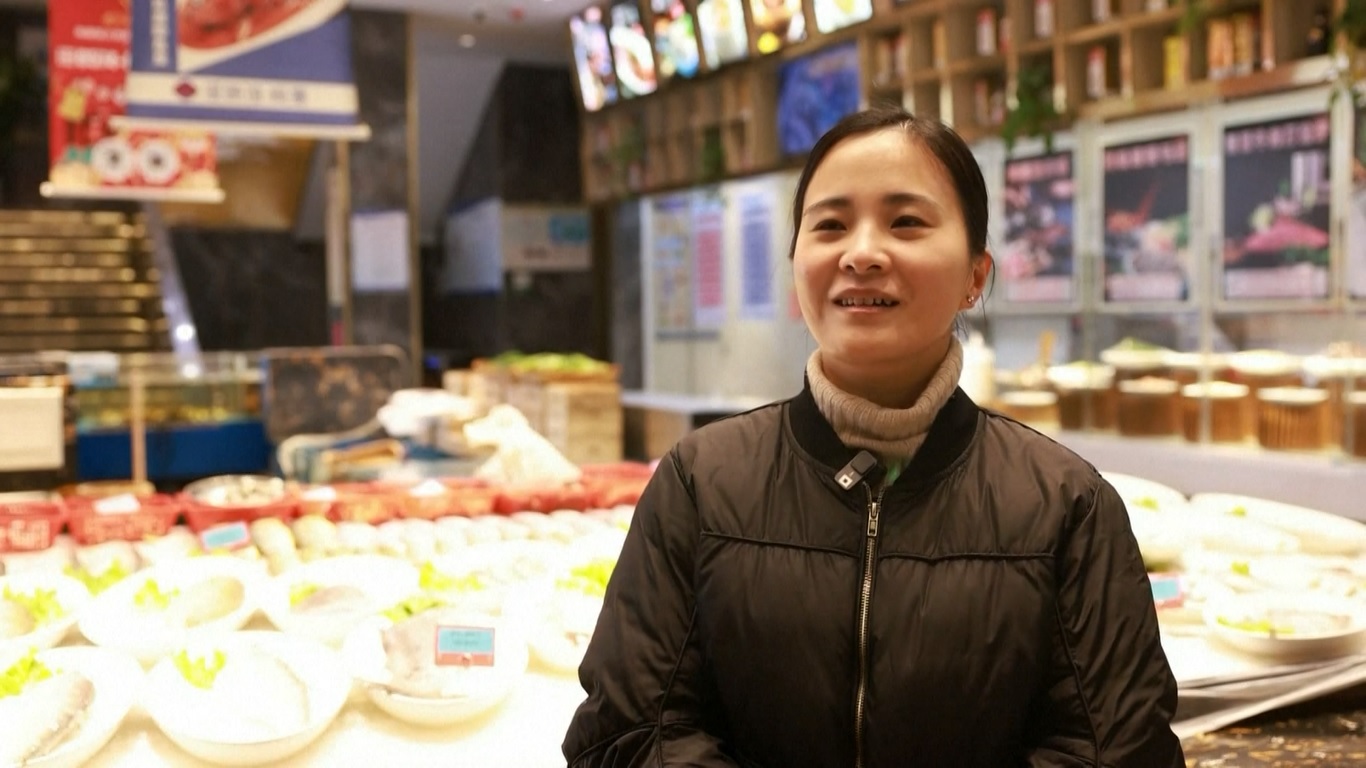 Data menunjukkan bahwa ukuran pasar makanan setengah jadi melebihi 419 miliar yuan (sekitar 915 triliun rupiah) pada tahun 2022