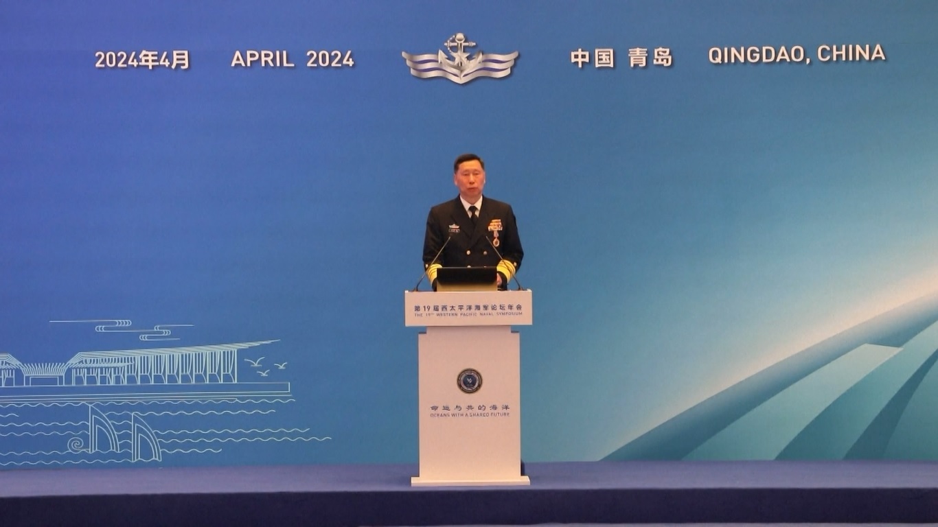 Para peserta berbagi pengalaman mereka di berbagai bidang kerja