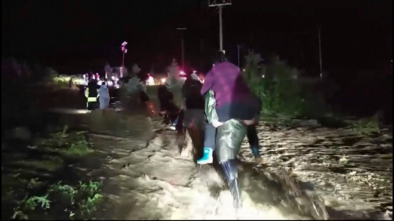 Hujan Deras Picu Banjir dan Evakuasi di Provinsi Gansu