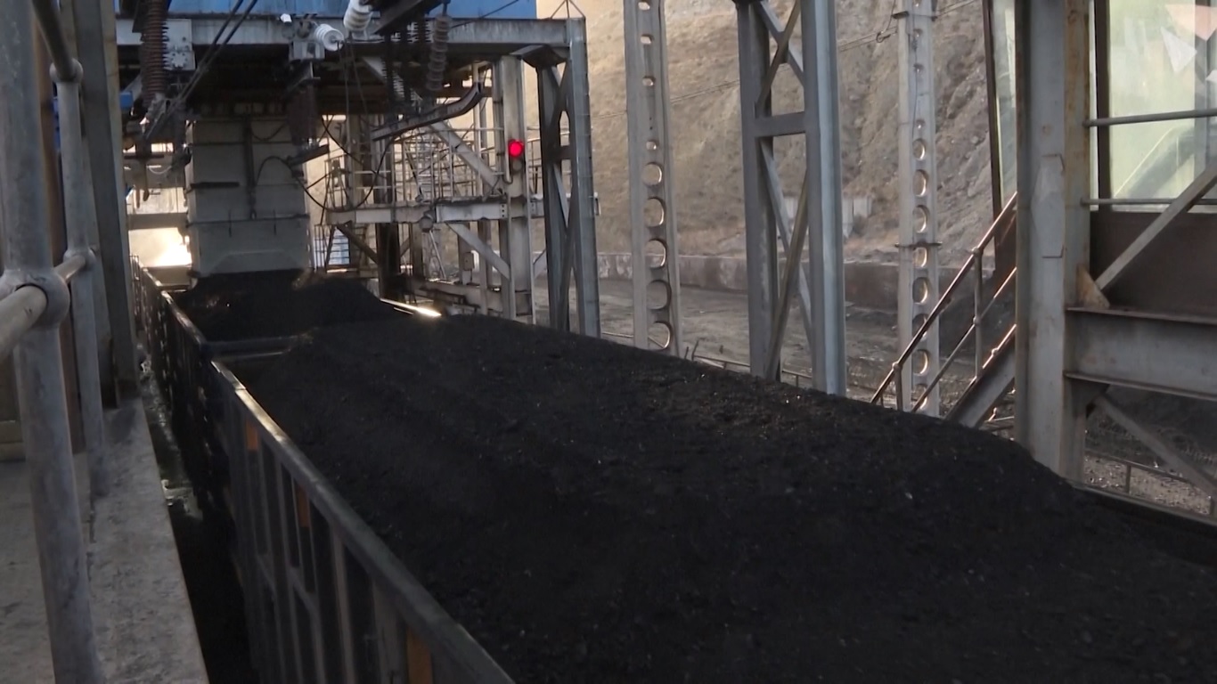 Produksi Batu Bara Mentah Tiongkok Capai Rekor Tertinggi dalam 5 Bulan Pertama Tahun 2025