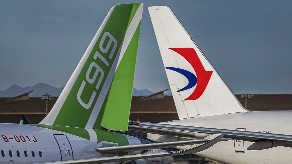 pesawat berbadan lebar TiongkokC919 pesanan  pertama China Eastern Airlines akan dikirim ke pada bulan Desember2022