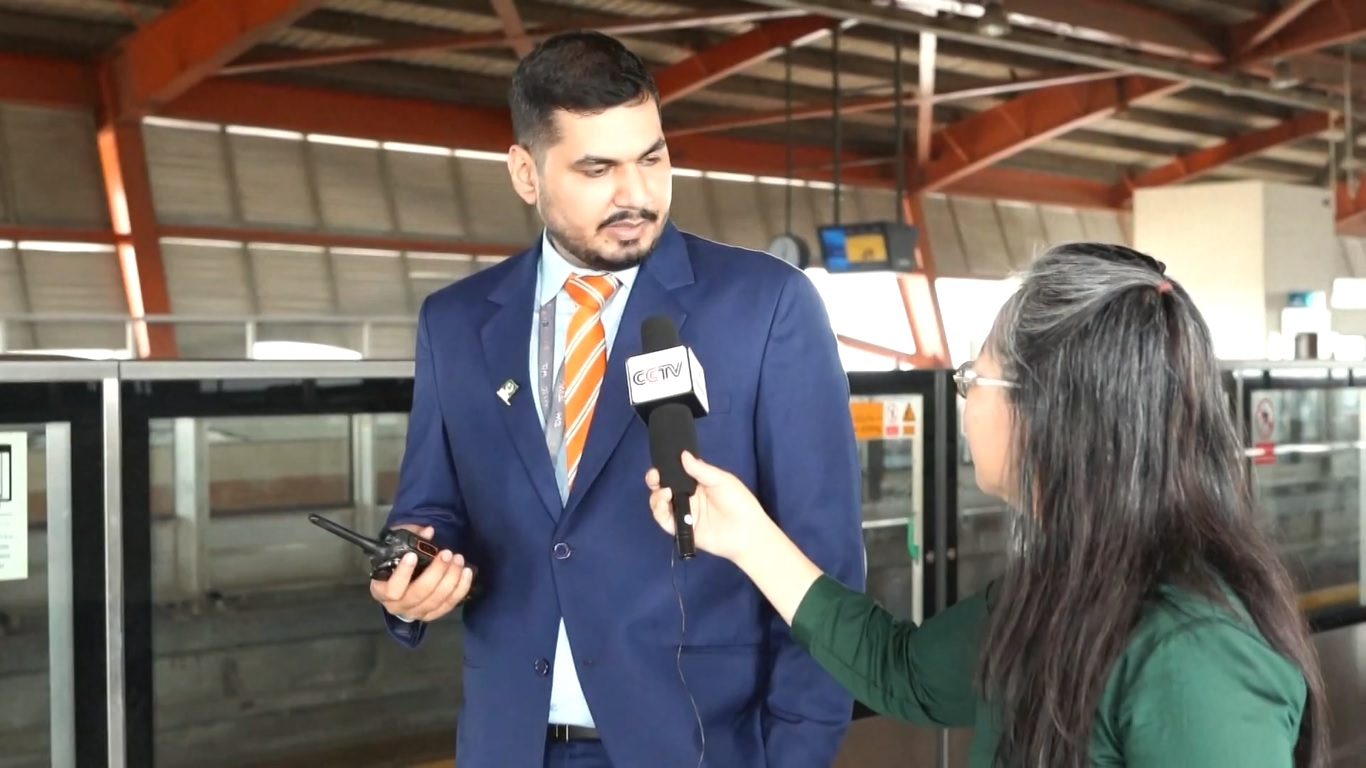 Jalur &#039;Orange Line&#039; di Pakistan yang Dibangun Tiongkok Memudahkan Perjalanan dan Kehidupan Penumpang