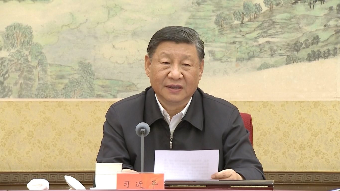 Xi menyampaikan ucapan selamat Hari Angkatan Darat kepada semua personel angkatan bersenjata