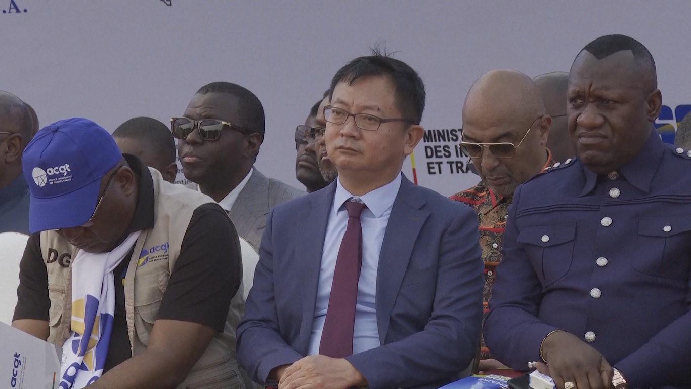 Presiden Felix Tshisekedi dan Perdana Menteri Judith Tuluka Suminwa dari Republik Demokratik Kongo menghadiri upacara peletakan batu pertama