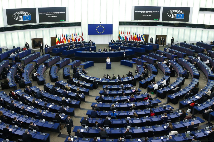 Sejumlah anggota Parlemen Eropa (European Parliament/EP) asal Jerman pada Selasa (4/10) mengkritik institusi mereka karena tetap beroperasi di dua lokasi