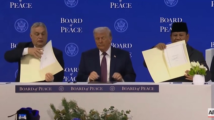 Prabowo Tandatangani Piagam Dewan Perdamaian Gaza Bentukan Trump