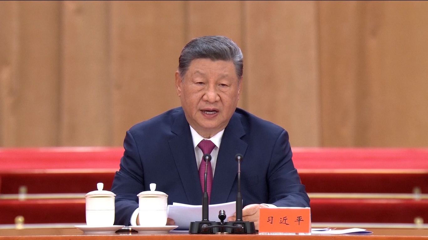 Xi Jinping Menyerukan untuk Meneladani Keyakinan, Dedikasi, Semangat Inovatif, dan Visi Jiang Zemin