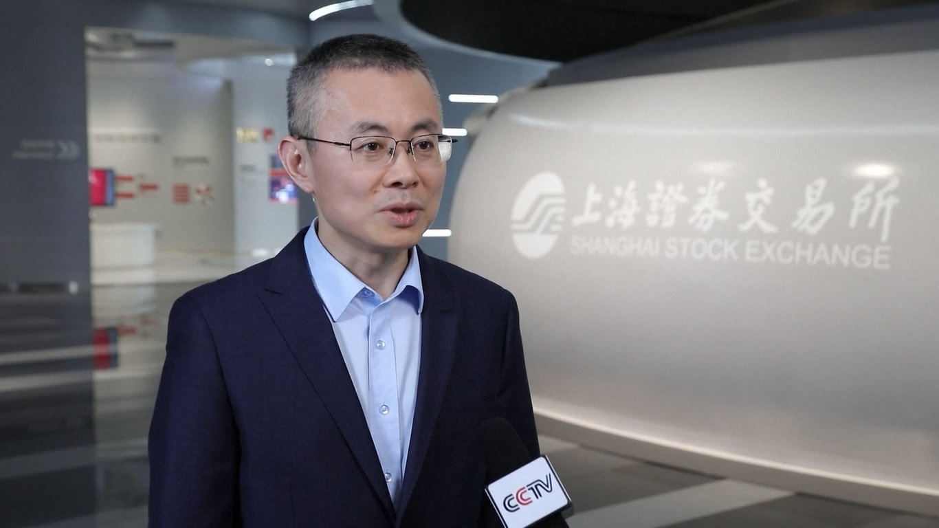 Menurut Bursa Efek Shanghai (SSE)