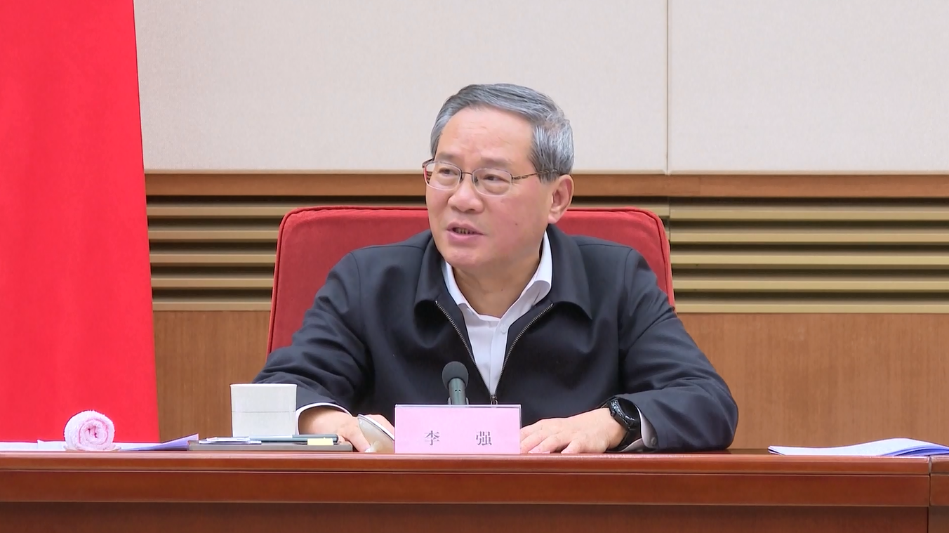 Perdana Menteri Tiongkok Serukan Dorongan Komprehensif dalam Inovasi dan Penerapan AI