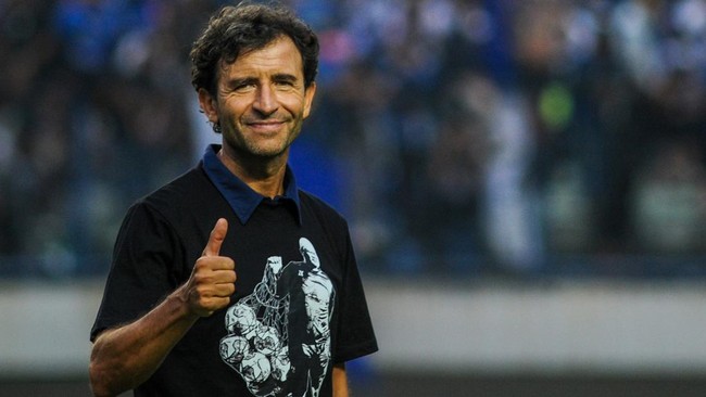 Liga 1 2023/2024 baru memasuki pekan keempat namun sudah ada tiga pelatih yang berguguran dengan berbagai alasan