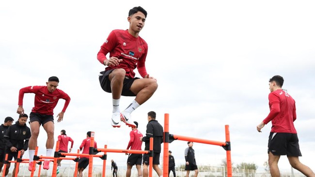 PSSI memamerkan video menu makanan sehat yang bisa dinikmati skuad Timnas Indonesia selama pemusatan latihan atau TC di Turki usai viral pemain diguna masak mi instan