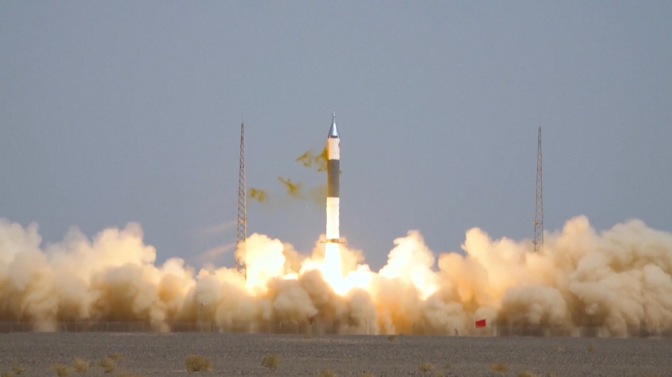 Roket komersial ini meluncur pada pukul 12:15 (Waktu Beijing) dari lokasi peluncuran