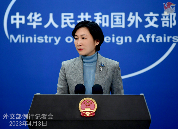 Hong Kong adalah daerah administrasi khusus Tiongkok urusan Hong Kong adalah urusan dalam negeri Tiongkok negara mana pun tidak berhak untuk melakukan intervensi