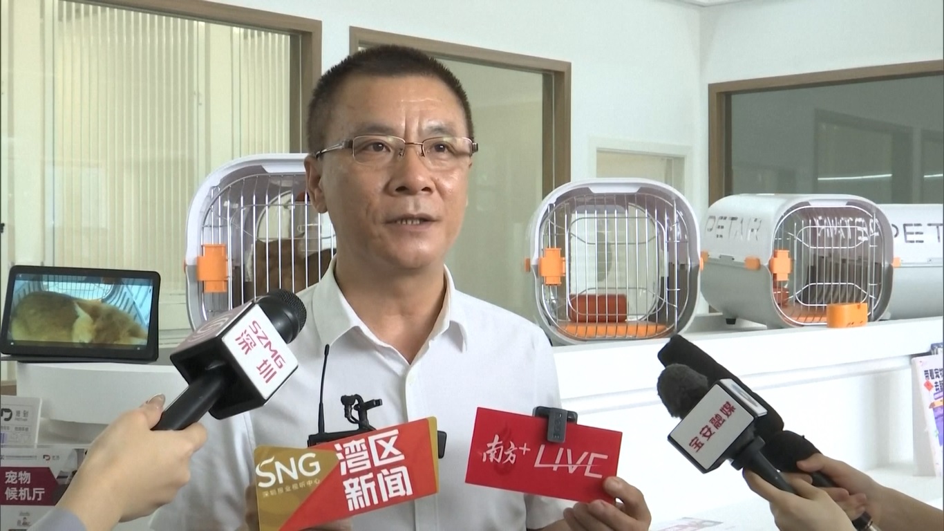 Area terpisah disediakan untuk anjing dan kucing