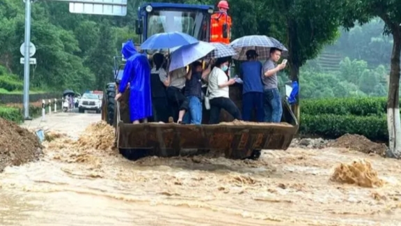 Dari pukul 6 pagi Sabtu hingga 7 pagi Minggu 17 juni 2024